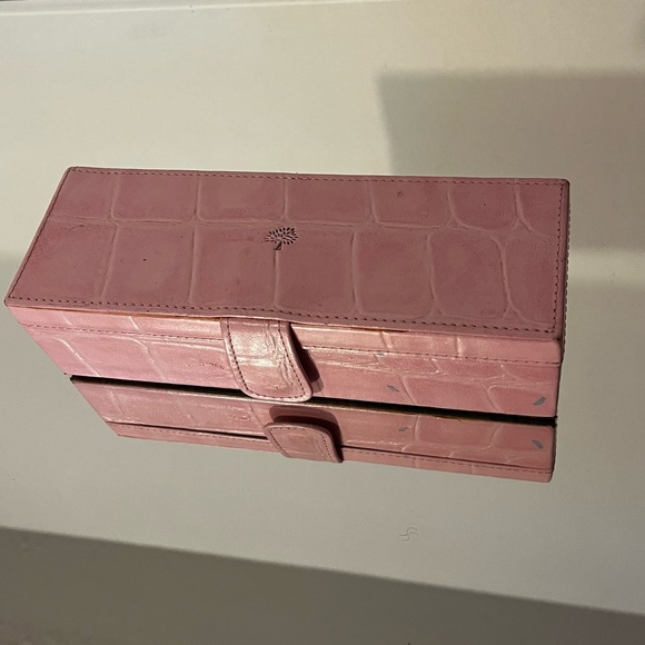 Purse, sunglasses holder with a well used wallet! - Picture 12 of 12